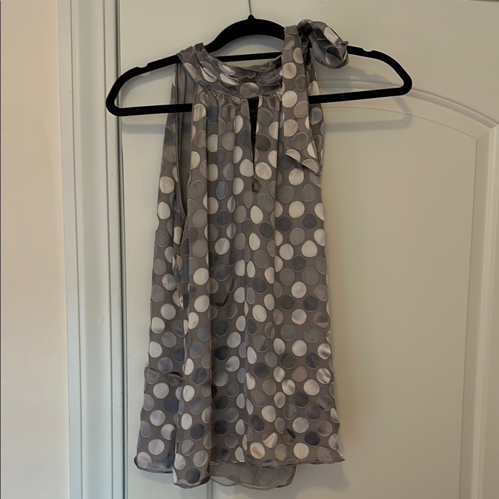 Burnout Dot Shell : Gray Polka Dot Sleeveless Blouse